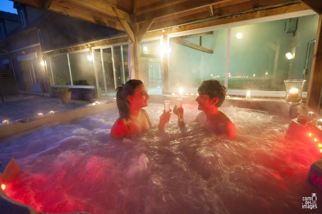 Chambres D'Hotes Spa Chateau D'Omiécourt Buitenkant foto