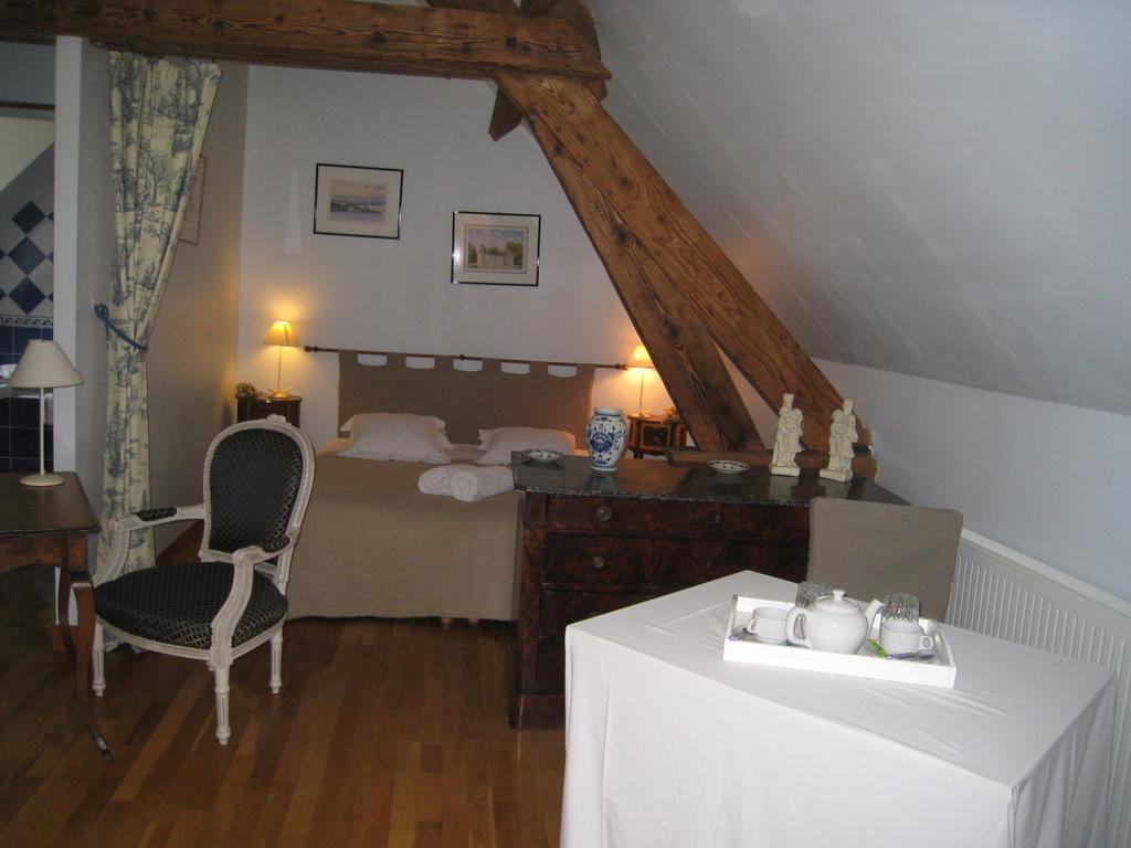 Chambres D'Hotes Spa Chateau D'Omiécourt Buitenkant foto