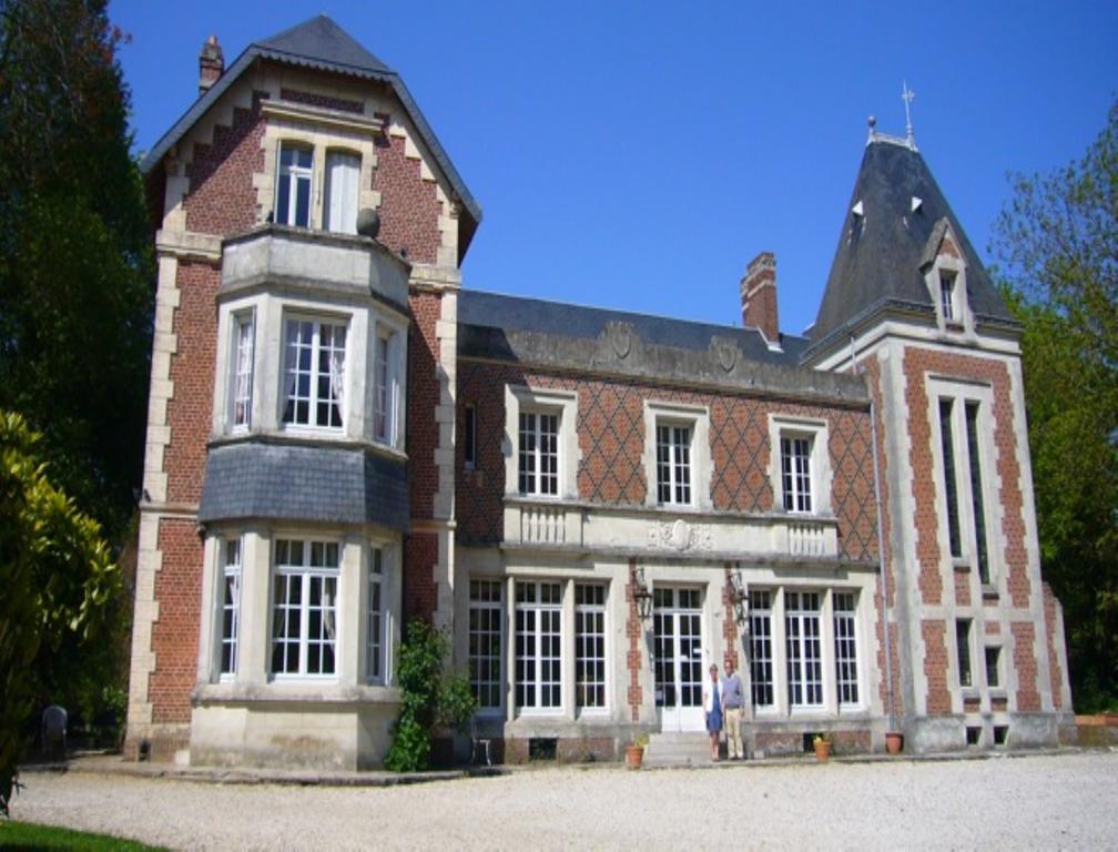 Chambres D'Hotes Spa Chateau D'Omiécourt Buitenkant foto